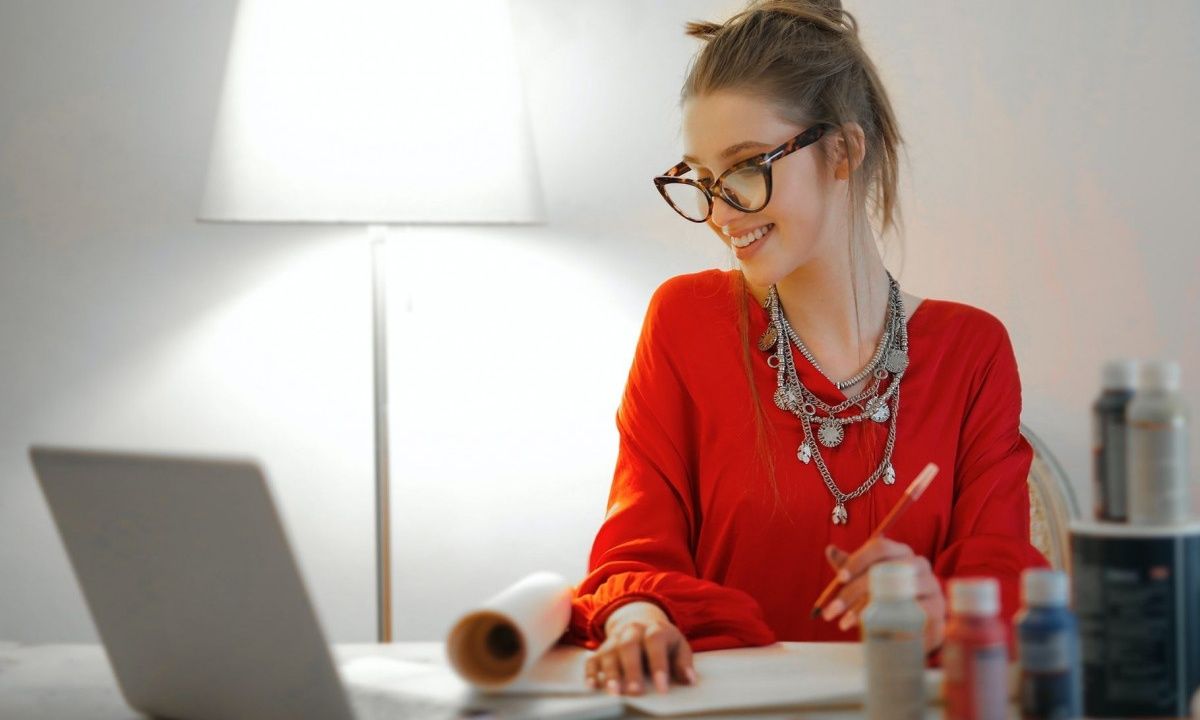 Ας μιλήσουμε λίγο για την τοξική θετικότητα στην εργασία