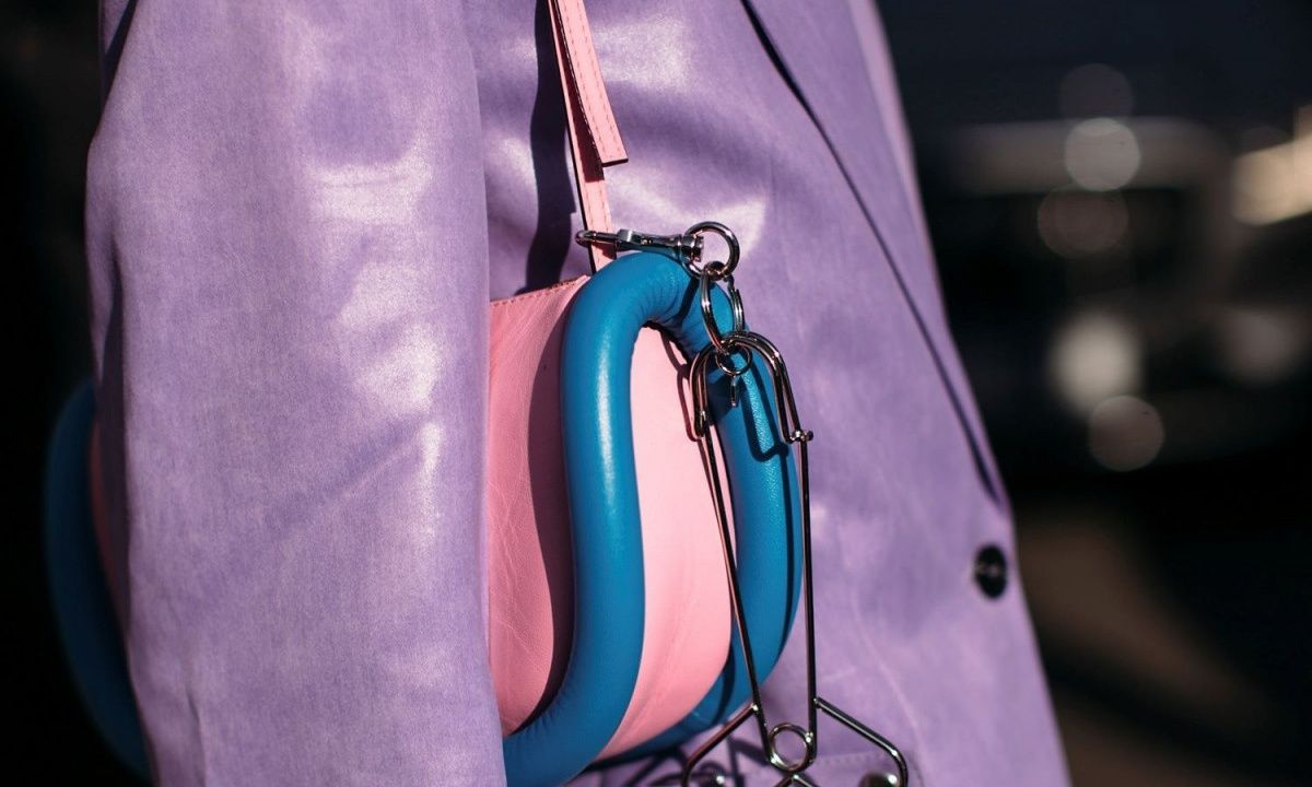 Αυτό είναι το στυλ τσάντας που θα βλέπεις παντού την άνοιξη