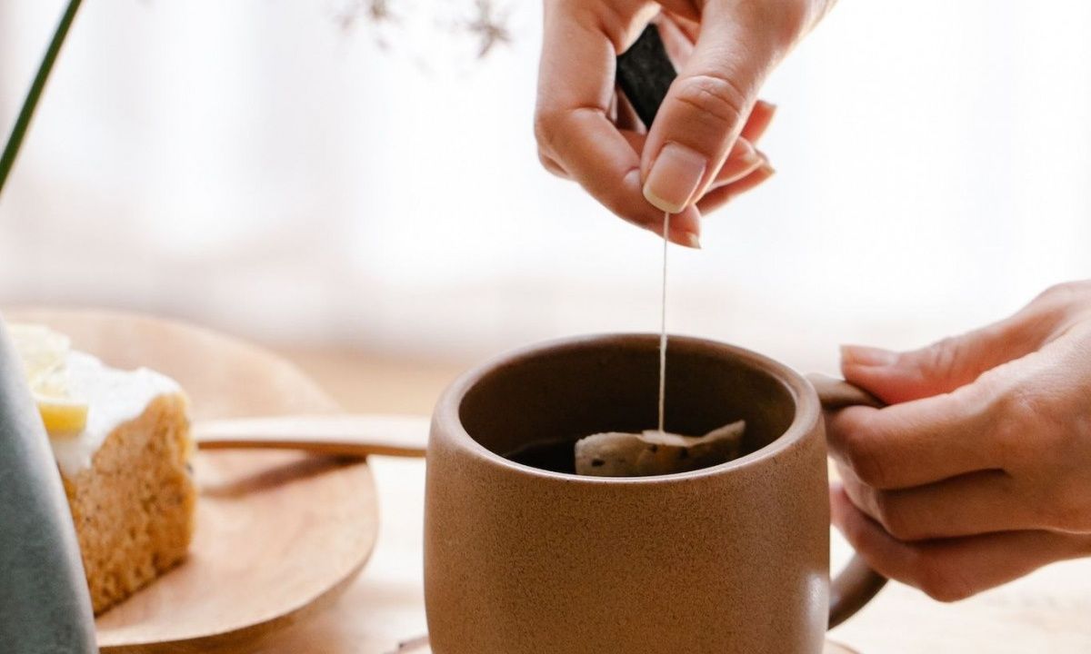 Πώς θα κολλήσεις το σπασμένο νύχι σου με ένα φακελάκι τσάι