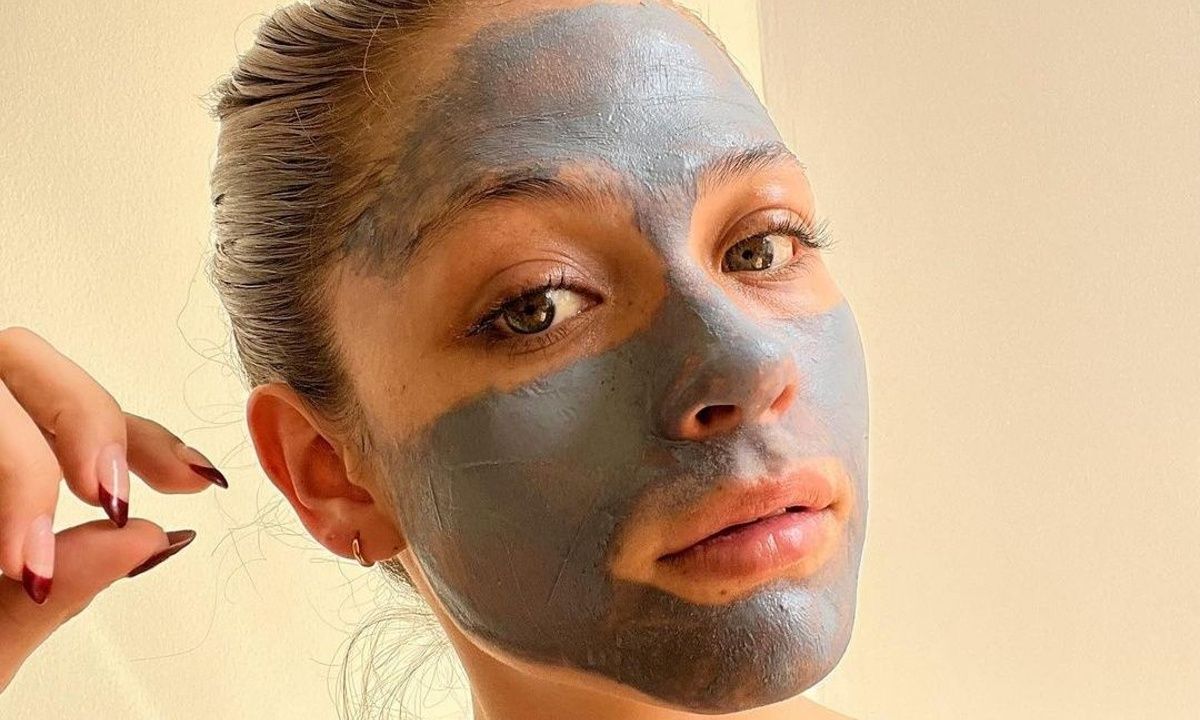 DIY Time! Κοκκινίλες, ερεθισμοί και αλλεργίες θα εξαφανιστούν με αυτή τη μάσκα μπανάνας