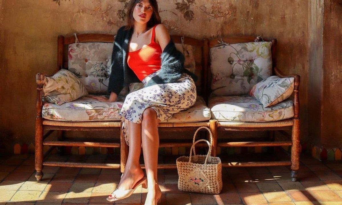 Το look της Πρωτομαγιάς -5 σύνολα με floral φούστα για να πιάσεις το Μάη με στυλ και άνεση