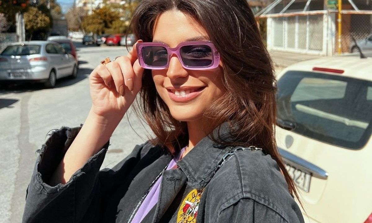 Η Δανάη Παππά με το πιο funky color trend της άνοιξης στα νύχια