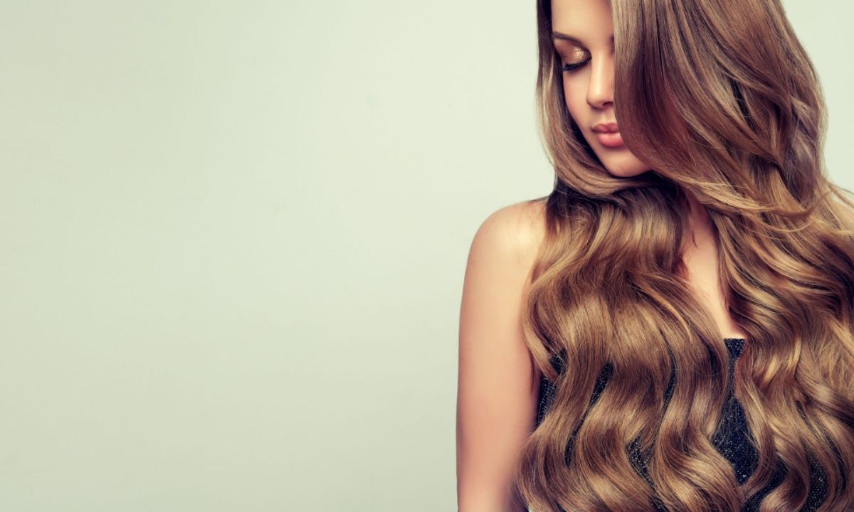 5 beauty tips που θα κάνουν τα μαλλιά σου να μακρύνουν γρήγορα