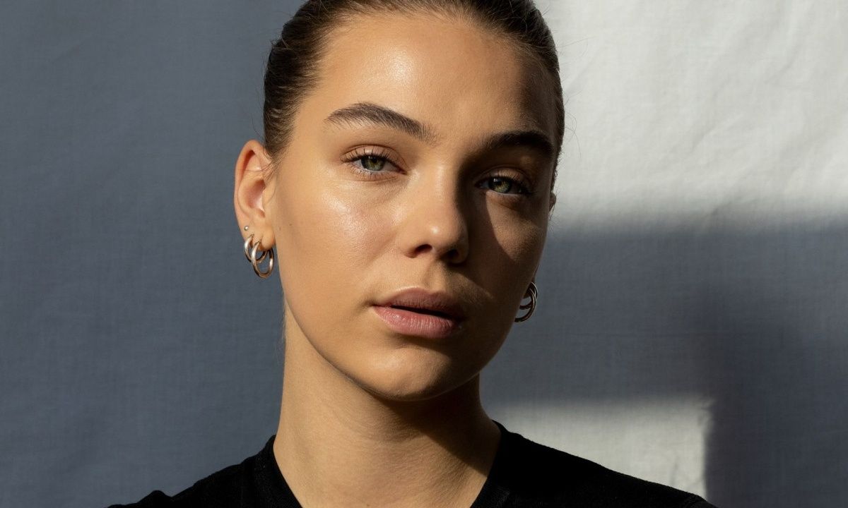 Αντηλιακό + Βιταμίνη C: Το boost της επιδερμίδας σου για το καλοκαίρι