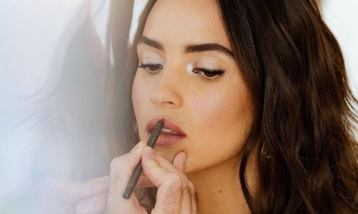 To lip scrub ζάχαρης θα κάνει τα χείλη σου λεία