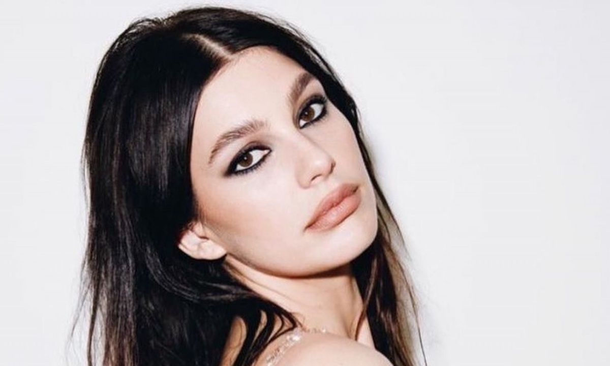 8 setting sprays που θα κρατήσουν το μακιγιάζ σου σταθερό τις ημέρες του καύσωνα