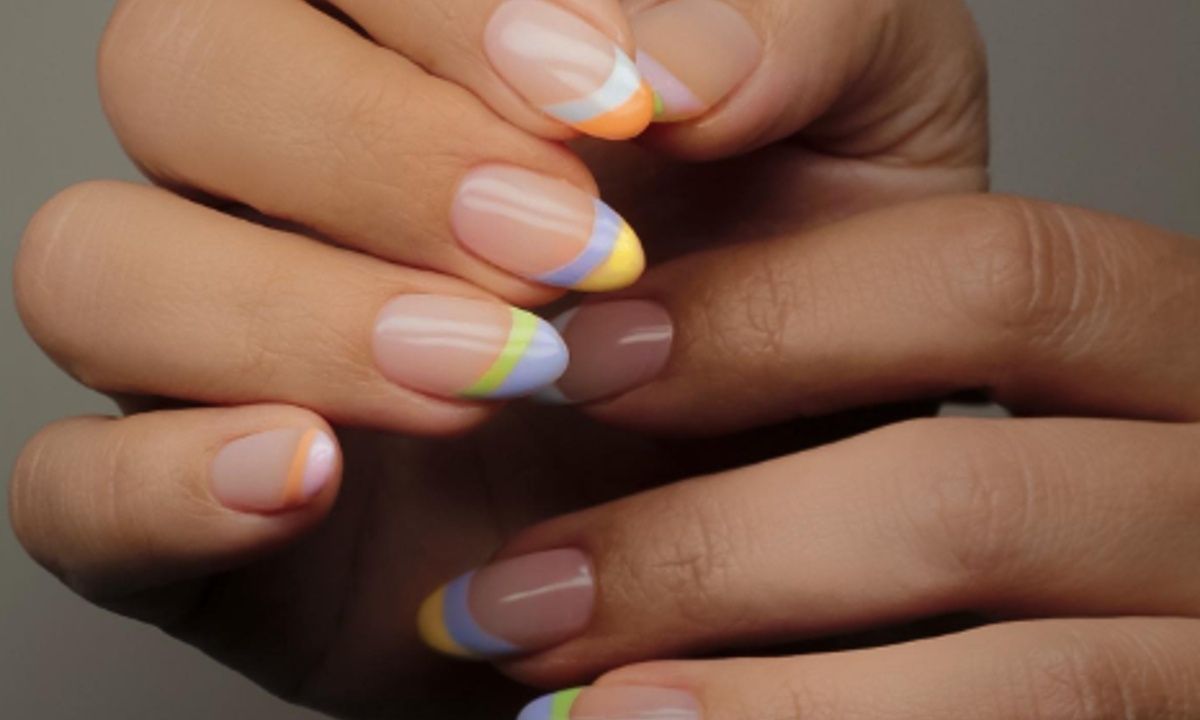 Τα «Colourful nails» θα γεμίσουν με χρώμα τα καλοκαιρινά looks σου