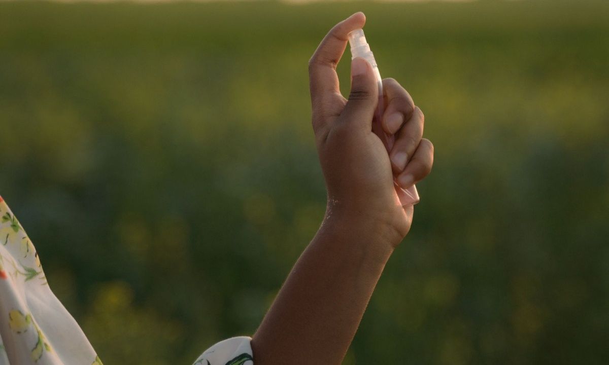 Υπάρχει η λύση στα κουνούπια και βρίσκεται στον κήπο και στο ντουλάπι της κουζίνας σου