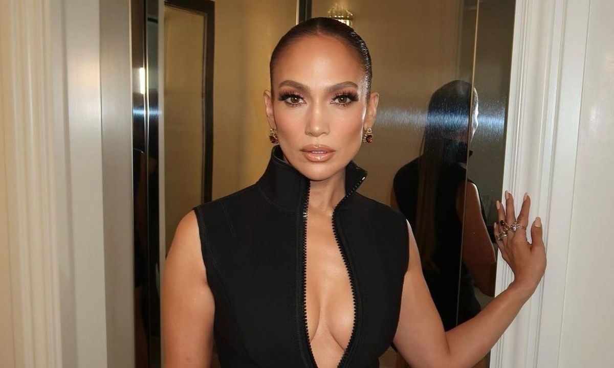 Sunkissed skin! Αυτά τα bronzers θα σε βοηθήσουν να αποκτήσεις μία φυσική ηλιοκαμένη επιδερμίδα