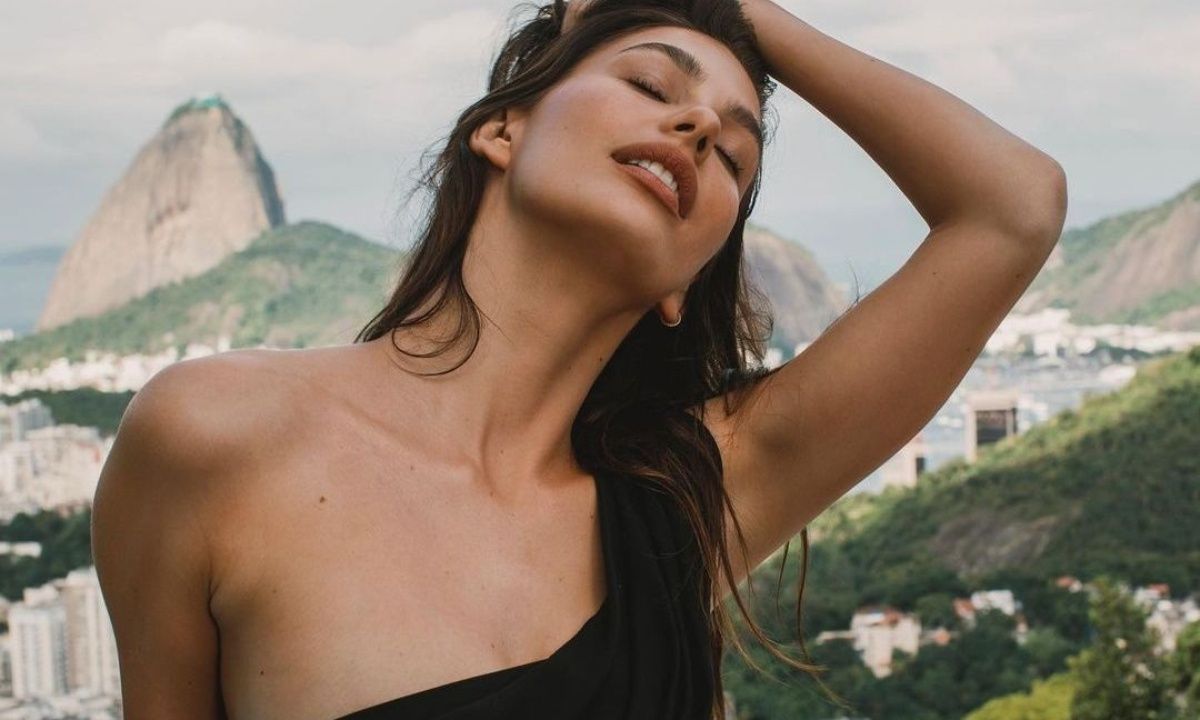 3 πράγματα που πρέπει να κάνεις στα μαλλιά σου μετά τις διακοπές