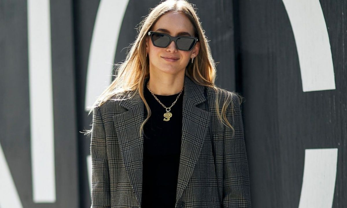 5+1 φθινοπωρινά σύνολα με loafers για πρωινά looks στην πόλη