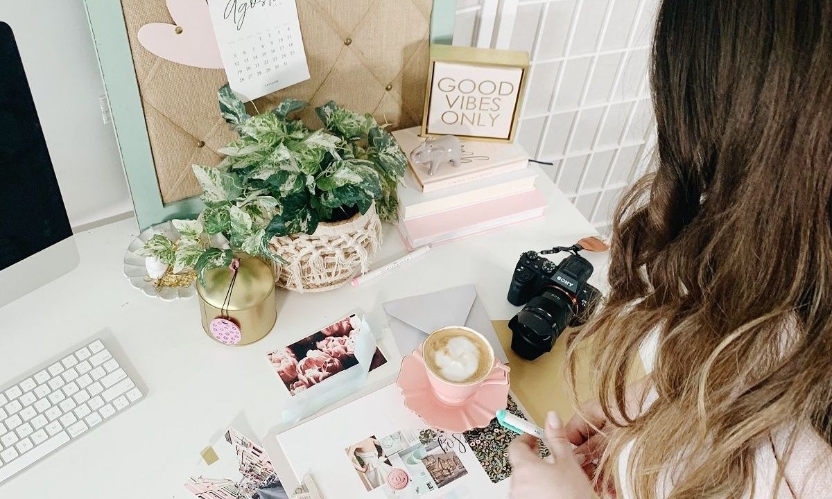 Μπορείς να κάνεις brand τον εαυτό σου; Η ειδικός εξηγεί πώς & γιατί να διαχειριστείς το «όνομά» σου