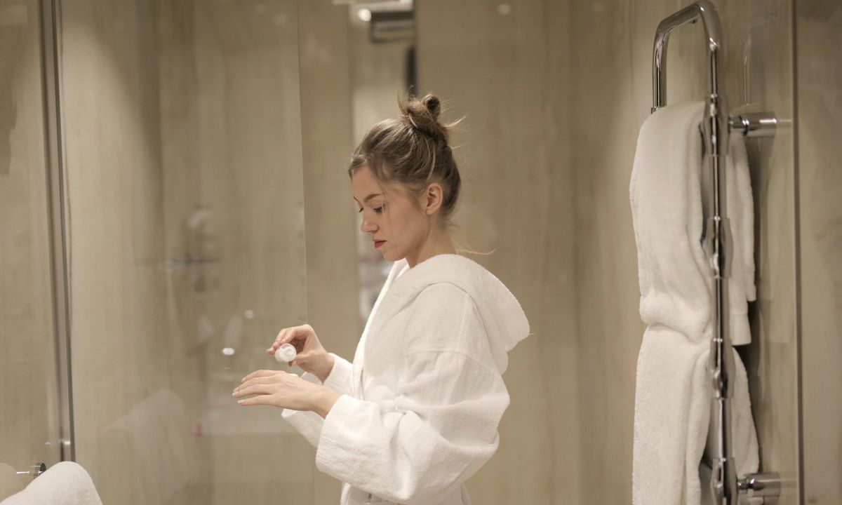 Nτους το πρωί ή το βράδυ; Ειδικός δίνει τη δική του απάντηση για το αιώνιο debate