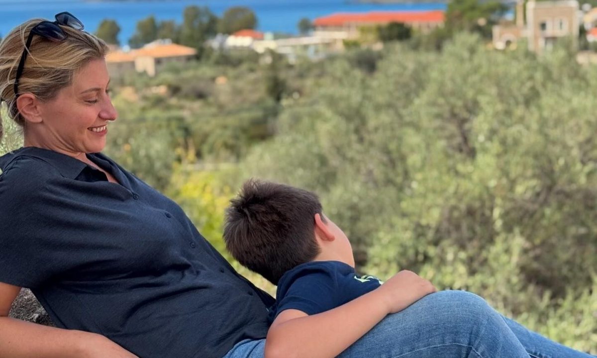Η Σία Κοσιώνη ευχήθηκε στον γιο της για τα γενέθλιά του με μια υπέροχη φωτογραφία