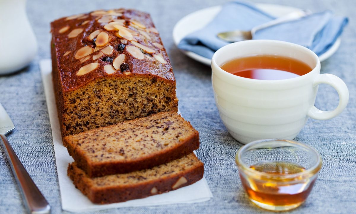 Αφράτο κέικ με μπανάνα και καρότο χωρίς ζάχαρη