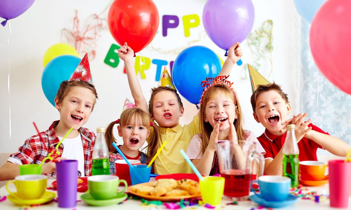 Viral TikTok βίντεο: Πώς είναι όταν καλούν μόνο το ένα από τα δύο παιδιά σου σε παιδικό πάρτι; 