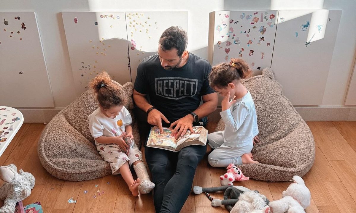 Σάκης Τανιμανίδης: Το fashion δώρο που του έκανε η κόρη του, Φιλίππα τον ενθουσίασε