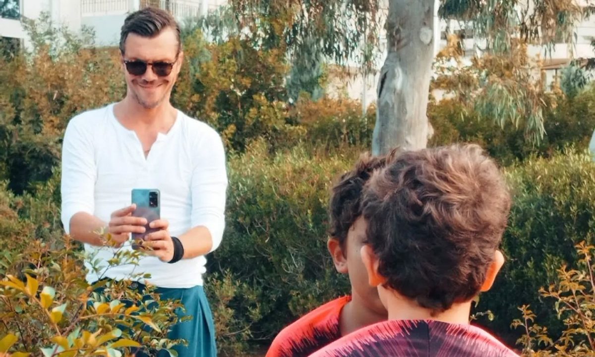 Ιωάννης Παπαζήσης: Η ιδιαίτερη σχέση με τον γιο του και η υπόσχεση για ένα ξεχωριστό ταξίδι