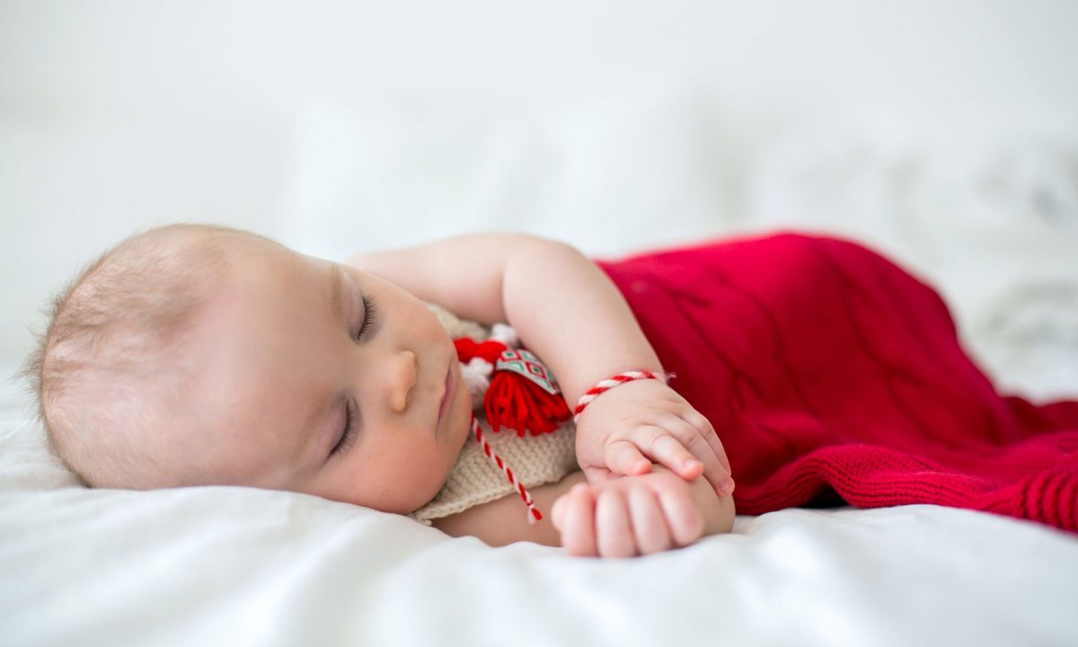 5 DIY διαφορετικοί τρόποι για να φτιάξετε βραχιόλια μαρτάκια