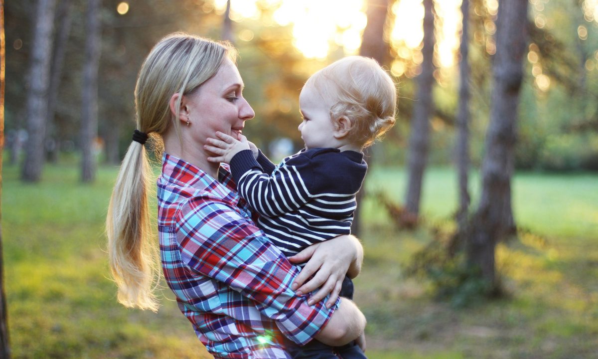 Θέλετε το παιδί σας να διαχειρίζεται τα συναισθήματά του; Αυτό το parenting hack θα σας εκπλήξει
