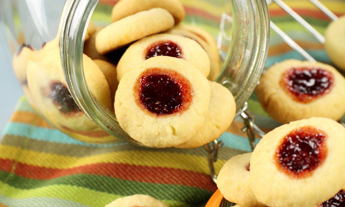 Νηστίσιμα μπισκότα με μαρμελάδα - Θα χρειαστείτε μόνο 4 υλικά