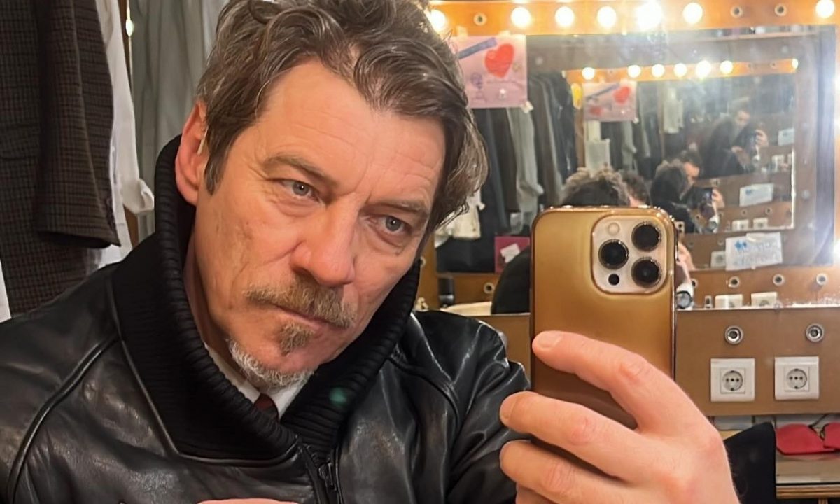 Ο Γιάννης Στάνκογλου ποζάρει με την έφηβη κόρη του - Σπάνια οικογενειακή στιγμή