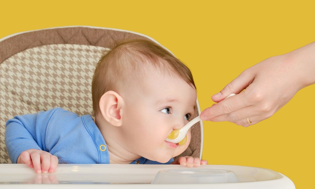 Τι τρώει ένα μωρό 6 μηνών;