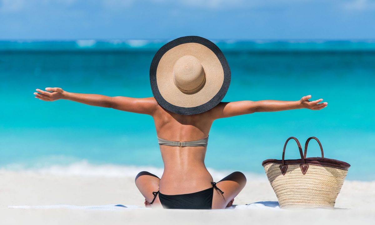 7 τρόποι να προστατέψετε την επιδερμίδα σας από τον ήλιο