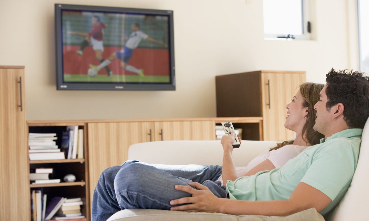 Αυτές είναι οι τρεις συσκευές που πρέπει πάντα να βγαίνουν από την πρίζα σε μια καταιγίδα