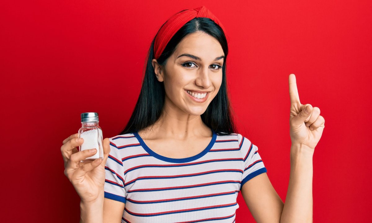 9 λόγοι για να μειώσετε το αλάτι στη διατροφή σας - Ο ένας είναι ότι βοηθά στην απώλεια βάρους