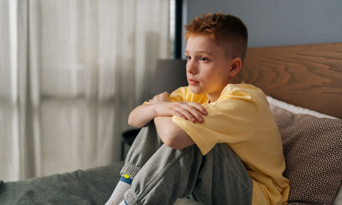 Η ψυχολόγος εξηγεί τι είναι eggshell parenting και πώς επηρεάζει τα παιδιά στα πρώτα τους χρόνια