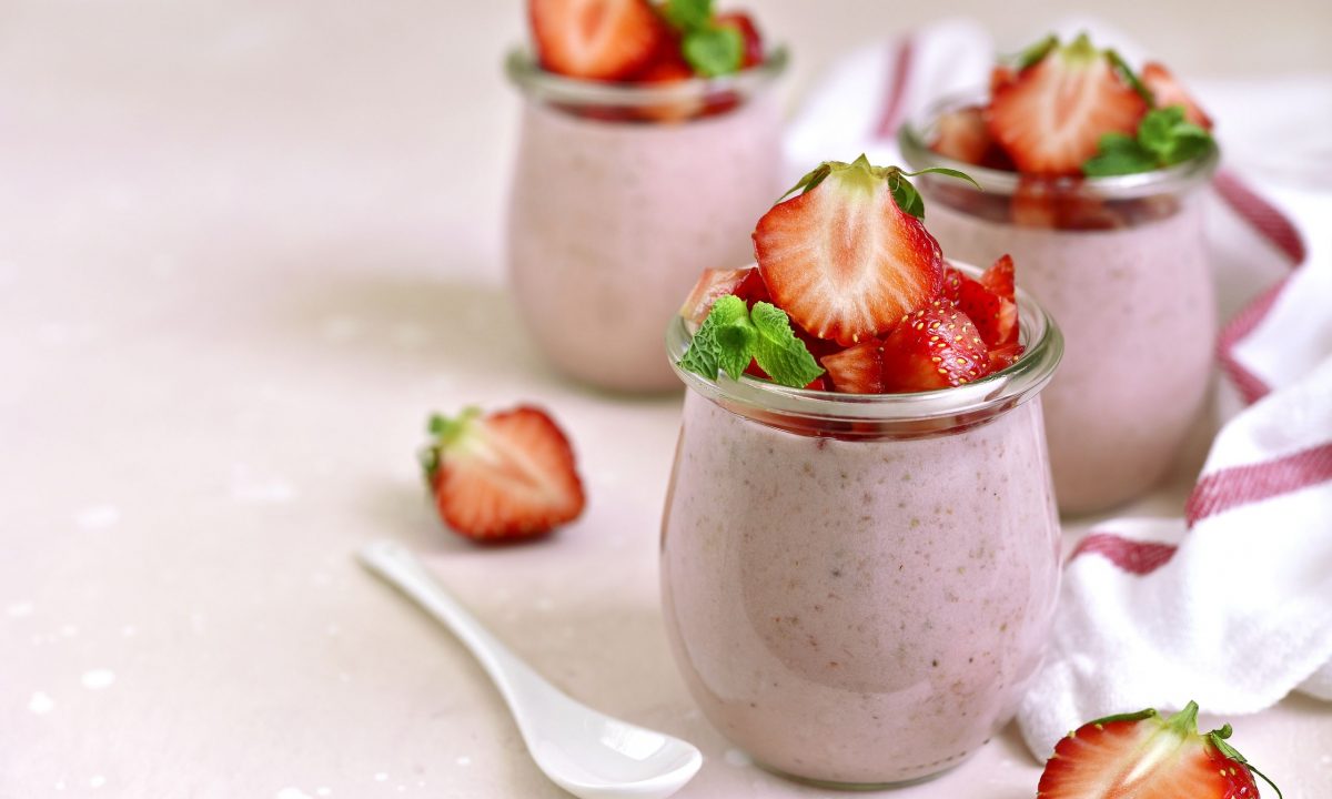 Μους φράουλας με 3 υλικά: Ιδανική επιλογή για ένα εύκολο απογευματικό γλυκό