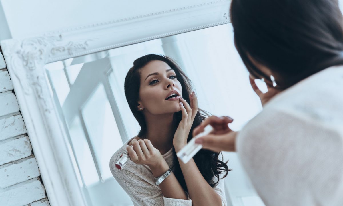 Γονιμότητα σε κίνδυνο: Τι κρύβεται στα καλλυντικά και τα πλαστικά που χρησιμοποιείτε;