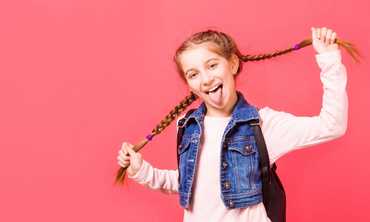 Πώς να κάνεις γαλλική πλεξούδα (βίντεο tutorial)