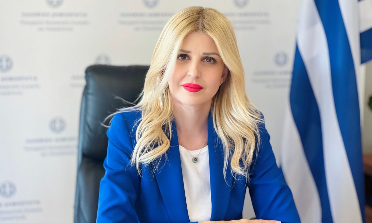 Μητέρα: Σταθερή αξία, δύναμη ζωής, προτεραιότητα της Πολιτείας