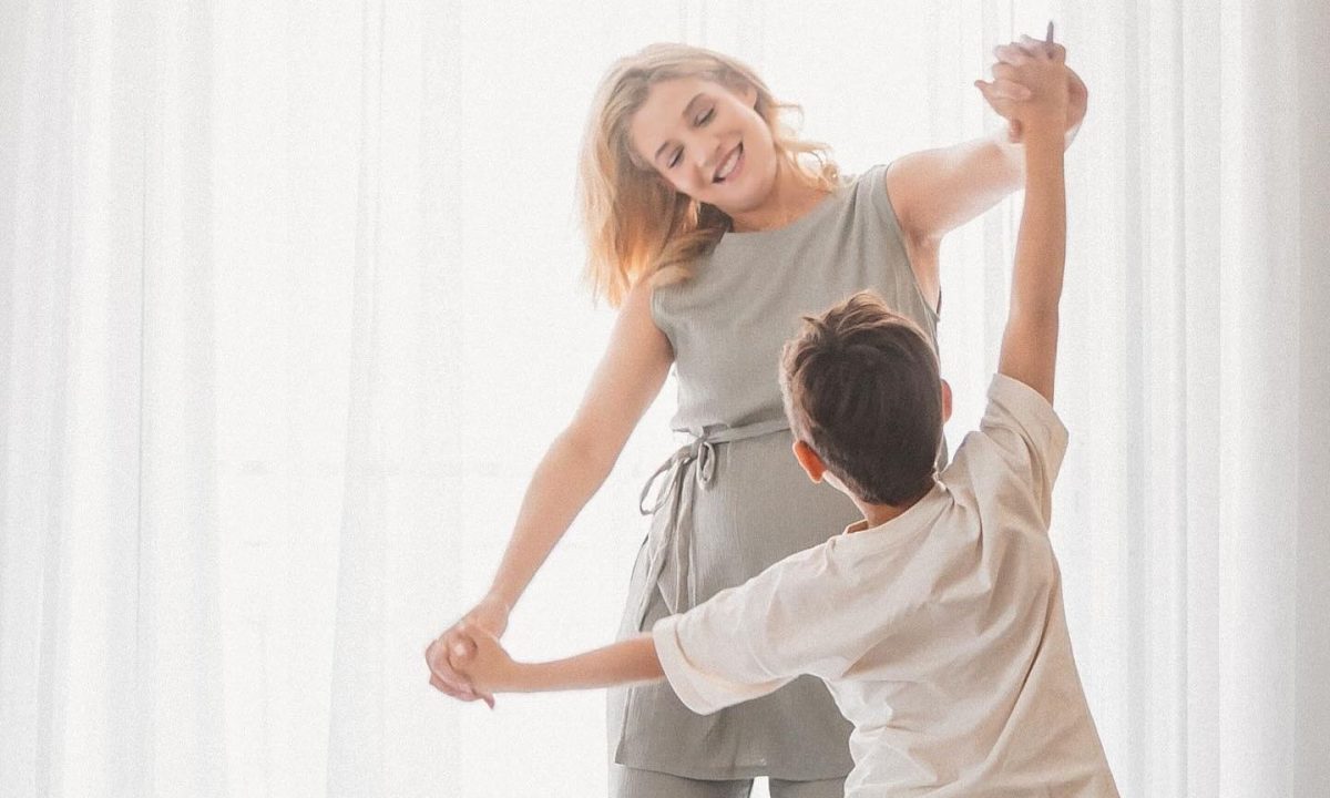 Τζένη Θεωνά: Με αυτές τις φωτογραφίες επιβεβαίωσε την δεύτερη εγκυμοσύνη της