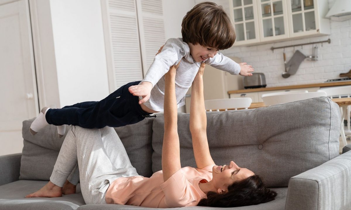 6 συμπεριφορές που προσέχουν τα παιδιά και δεν το καταλαβαίνουμε