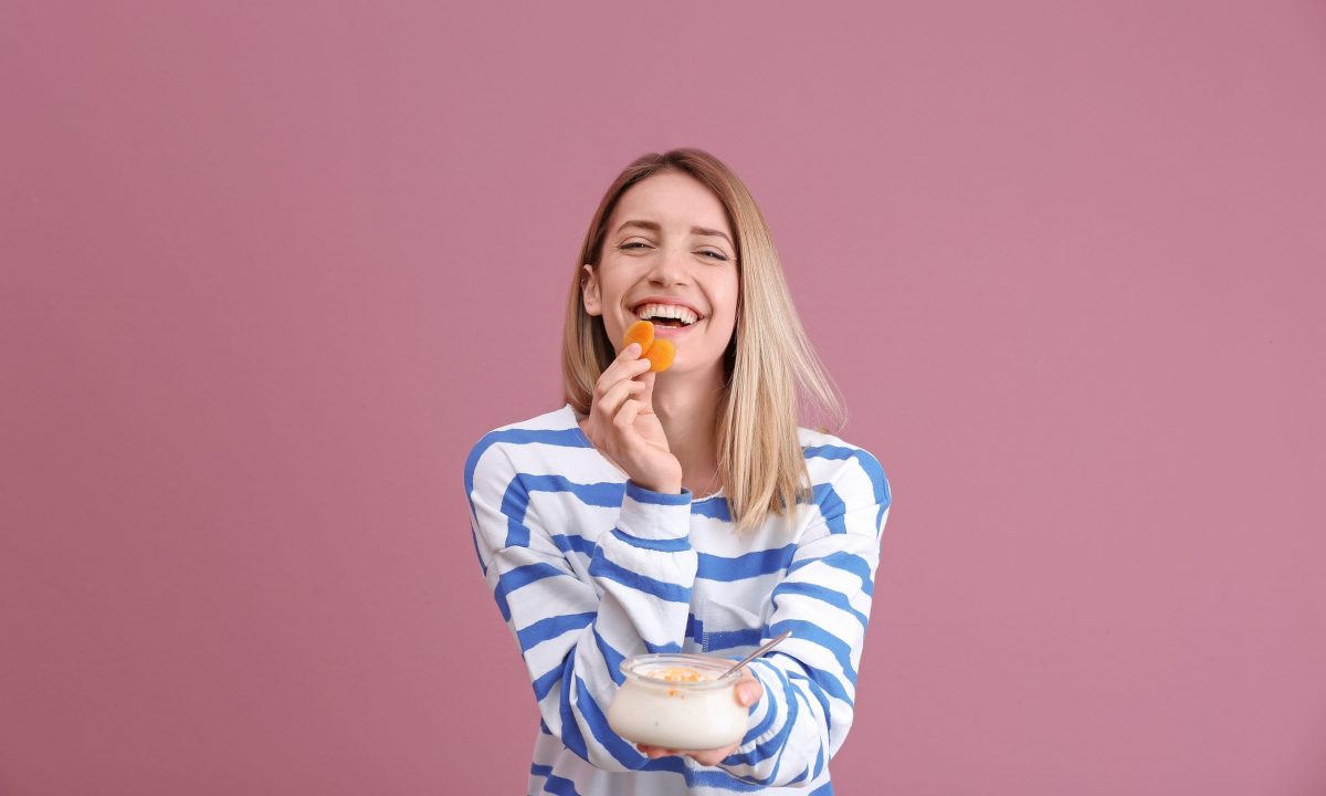 Πώς να διαλέξεις το πιο υγιεινό γιαούρτι: 5 κορυφαίες συμβουλές από διατροφολόγους