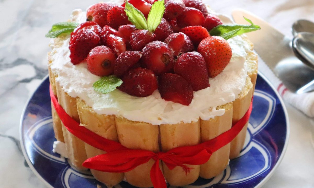 Τούρτα «Σαρλότ» με φράουλες - Αφού την έφτιαξα εγώ, μπορείς και εσύ