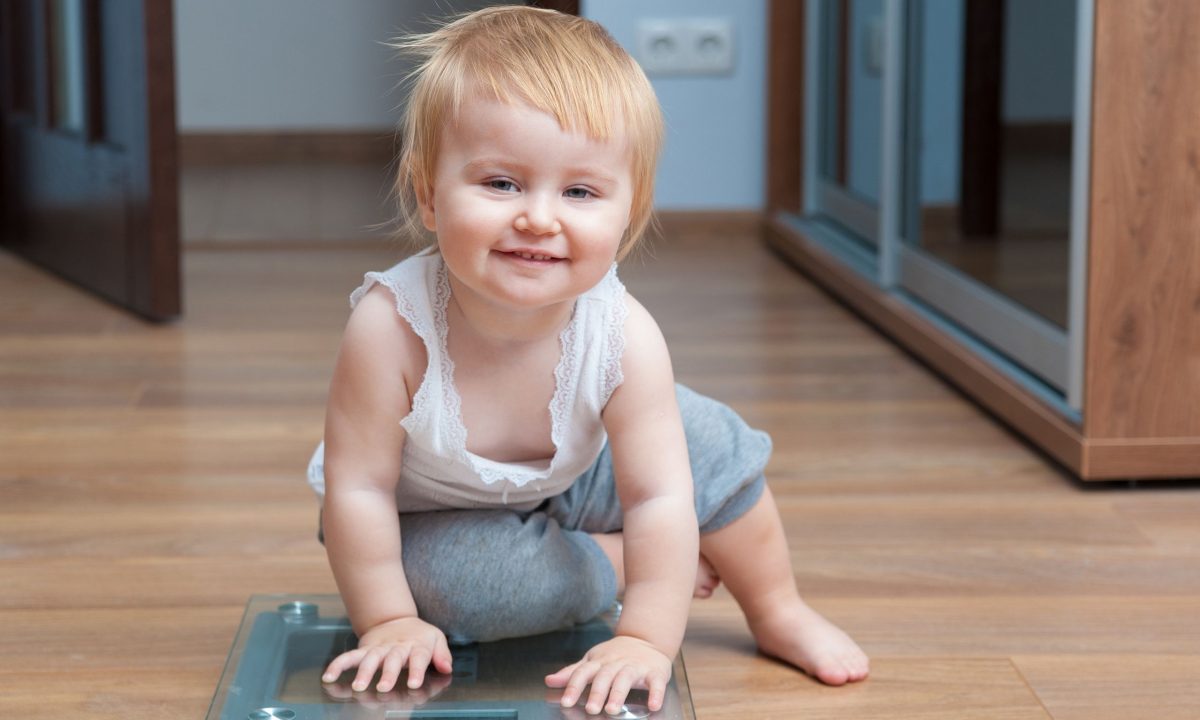Σε ποια ηλικία το βάρος του παιδιού δείχνει αν θα γίνει υπέρβαρο, σύμφωνα με έρευνα