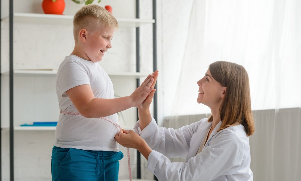 Έρευνα: Πώς η παιδική παχυσαρκία σχετίζεται με περιστατικά καρδιοπάθειας από την ηλικία των 10 ετών