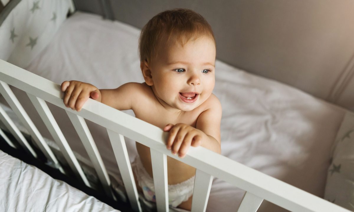 Κύρια ορόσημα στον πρώτο χρόνο του μωρού σας: 6 έως 12 μηνών