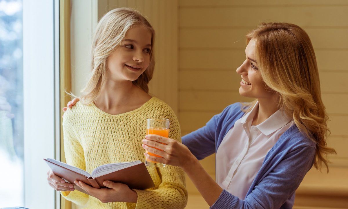 Περίοδος εξετάσεων: 5 φυσικοί χυμοί που ενισχύουν τη μνήμη των παιδιών