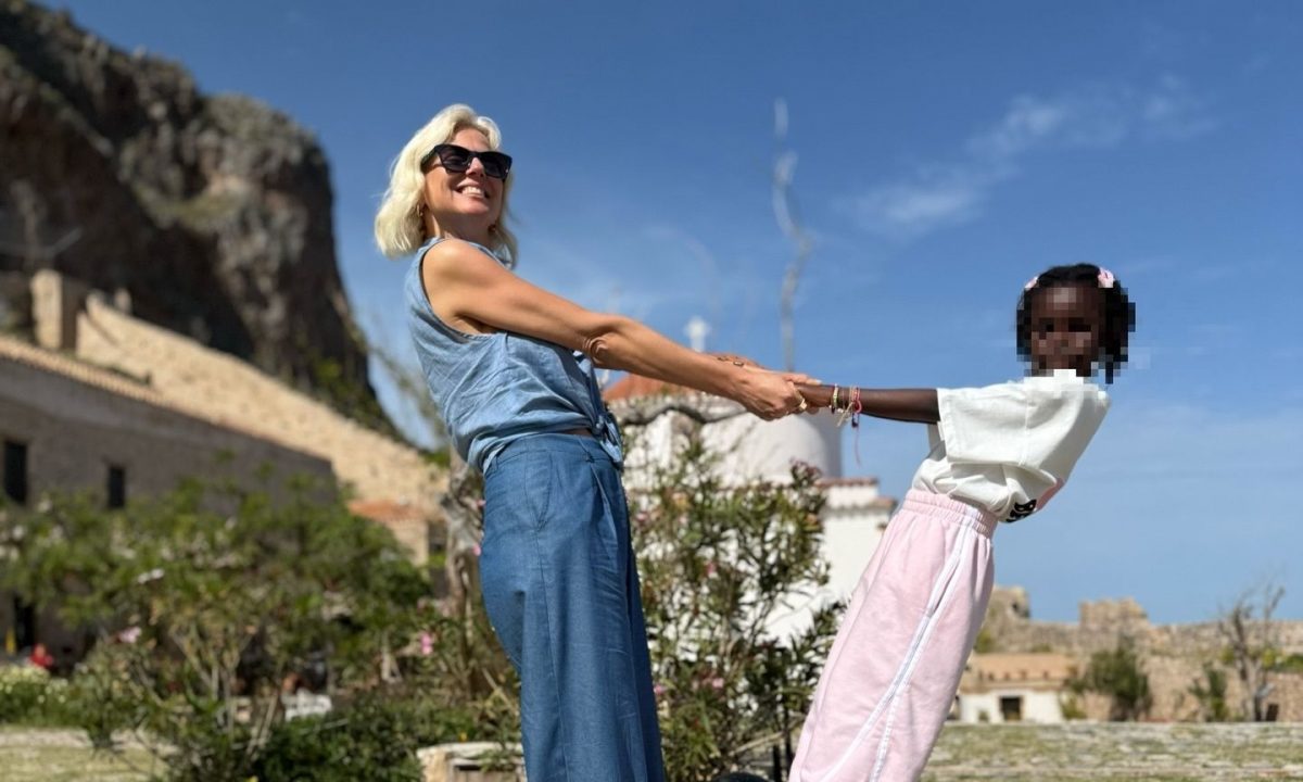 Χριστίνα Κοντοβά: Οι ζωγραφιές της κόρης της που όλες οι μαμάδες θα ήθελαν να έχουν