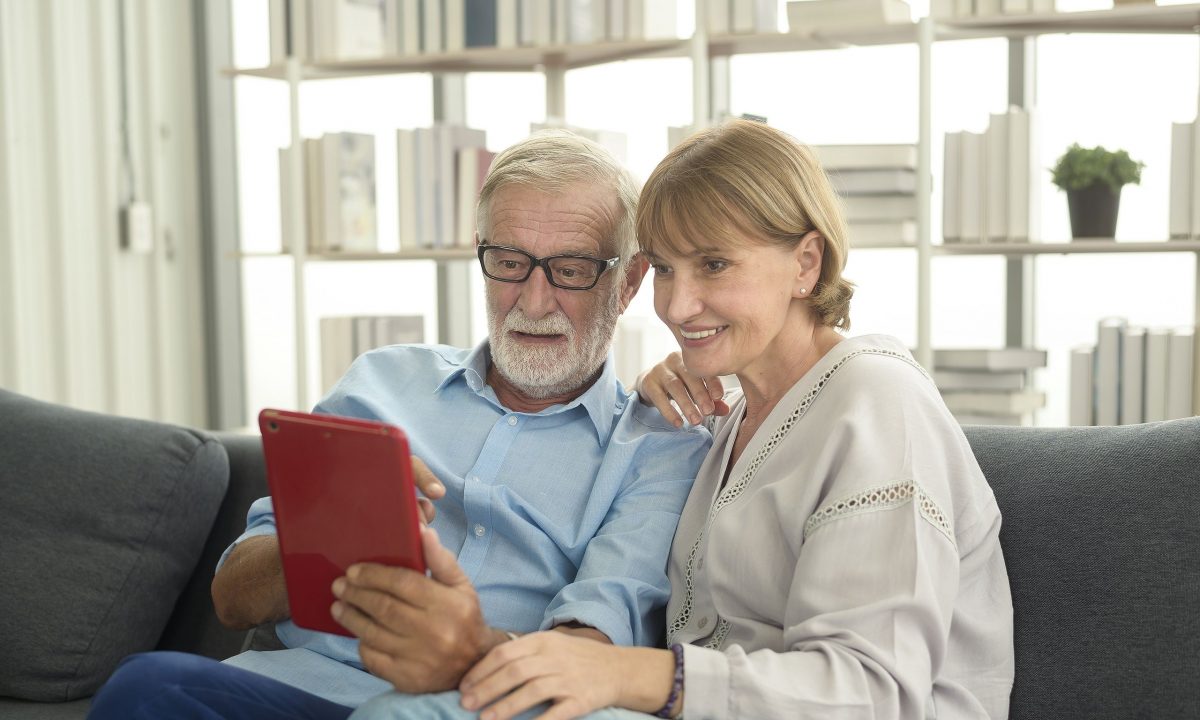 11 συνήθειες των boomers που οι νέοι δε μπορούν να καταλάβουν