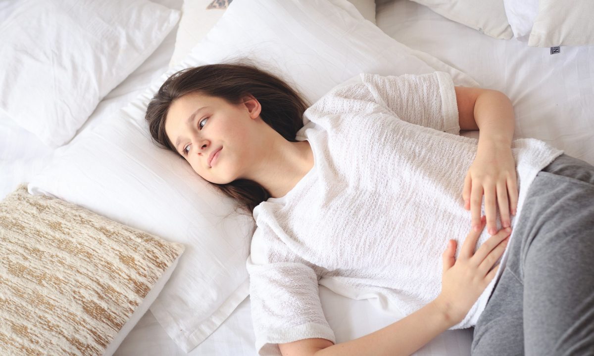 Πότε σταθεροποιείται η περίοδος στην εφηβεία;