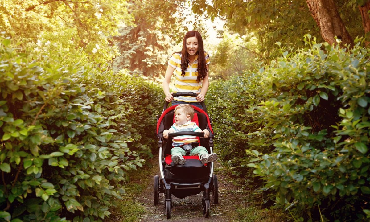 Γιατί το περπάτημα είναι η ιδανική άσκηση για πολυάσχολες μαμάδες;