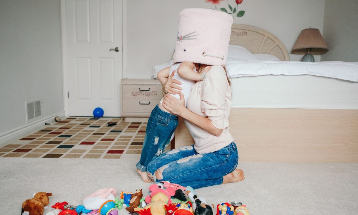 Οργάνωση παιδικού δωματίου: 7 πράγματα που πρέπει να εξαφανιστούν από το σπίτι πριν τις διακοπές