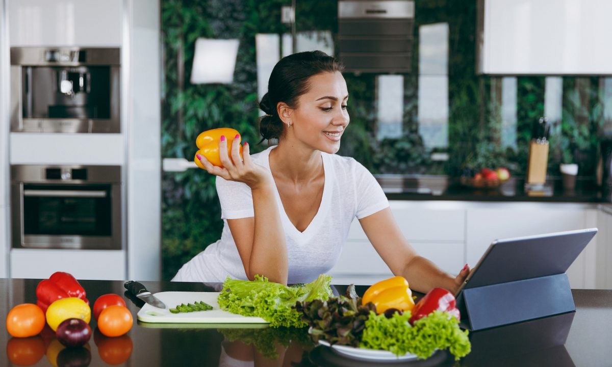 4 διατροφικά trends που πρέπει να σταματήσετε τώρα, σύμφωνα με ειδικούς