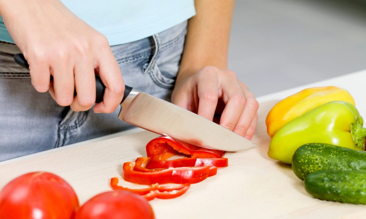 Αυτός είναι ο πιο απλός τρόπος για να διατηρείτε τα μαχαίρια σας κοφτερά